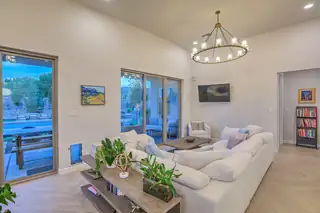 224 LAVENDER Place NE 