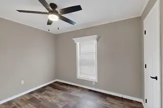 91 Cattle Loop Bedroom