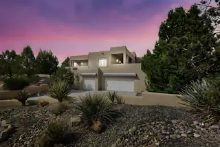 5 BASKETWEAVER Court 