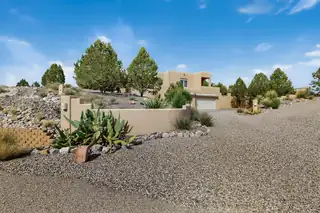 5 BASKETWEAVER Court 