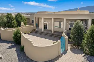 5 BASKETWEAVER Court 