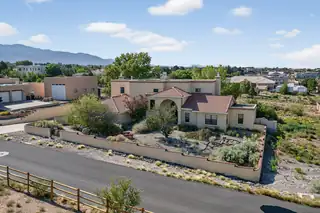 8400 SAN DIEGO Avenue NE 