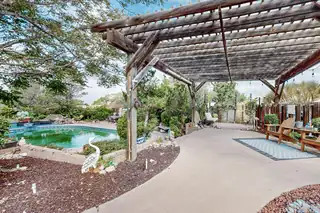 441 Monte Largo Drive NE Patio