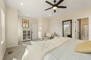 13605 Covered Wagon Avenue SE Bedroom