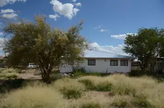 1014 W PICARD Avenue 