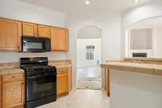 4015 Arapahoe Avenue NW Kitchen