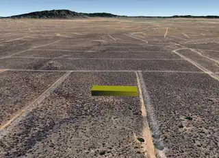 Halstead (U26 B160 l32) .5 ac. Road NW 