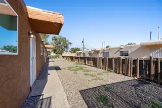 325 TENNESSEE Street NE 