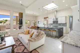 10 Basketweaver Kitchen