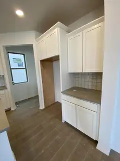 2012 Dekooning Avenue SE 