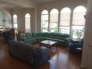 5409 Royal Oak Drive NE 