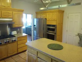 5409 Royal Oak Drive NE 