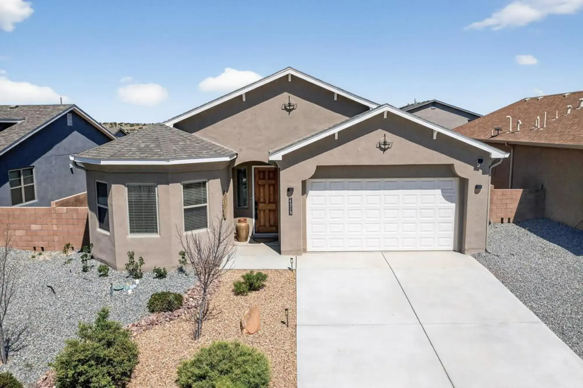 4313 BALD EAGLE Loop NE