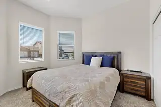 4313 BALD EAGLE Loop NE 