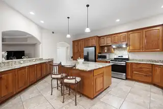 103 CHANTELLY Lane Kitchen