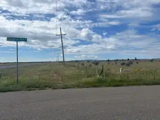 8 EQUESTRIAN PARK Road 