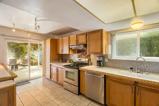 10817 LOWE Street NE Kitchen