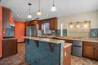 10613 EASY Street NW Kitchen
