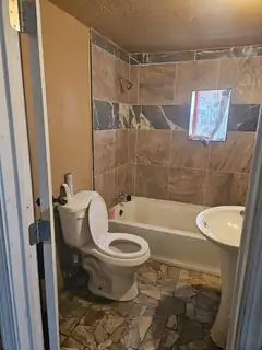 308 LA VEGA Drive SW 