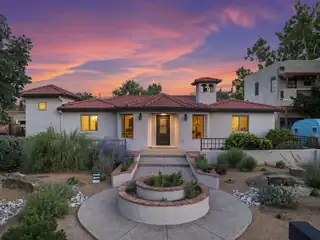 1702 PARK Avenue SW, Albuquerque