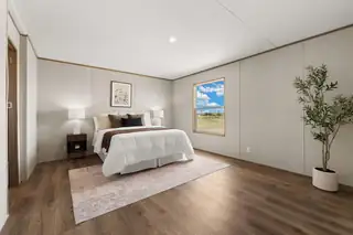 70 Broadmoor Road Bedroom