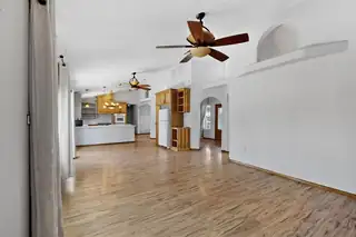 42 CRAWFORD Road Dining Room