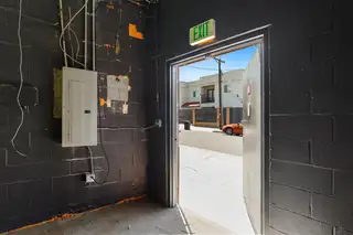 637 BROADWAY Boulevard SE B 