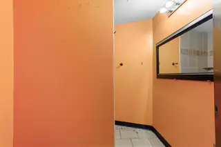 637 BROADWAY Boulevard SE B 