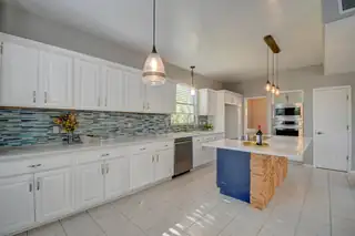 4324 DRY CREEK Place NW Kitchen