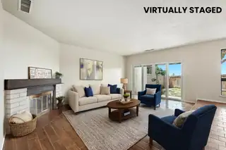 4413 ROXBURY Avenue NE Living Room