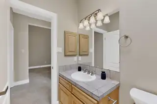 5916 S SANDIA Court NE View