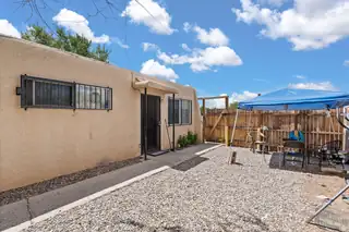 408 MESILLA Street SE 