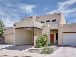 3221 La Paz Lane Lane, Santa Fe