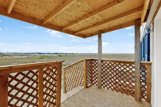 1 DERECHO Road Patio