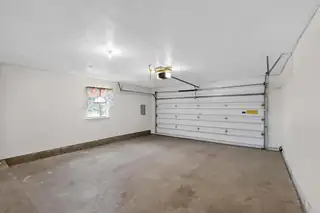 14319 Marquette Drive NE Garage