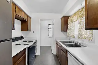 51 CALLE SAN BLAS NE Kitchen