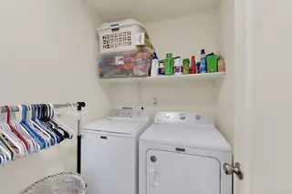 471 CHAFEY Drive SW Backyard