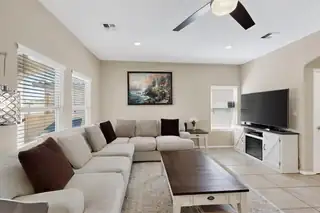 7319 VALLE JARDIN Lane NW Living Room