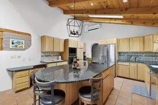 2000 MATE Court NE Kitchen