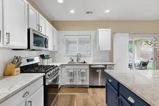 1343 Wind Ridge Drive NW Kitchen