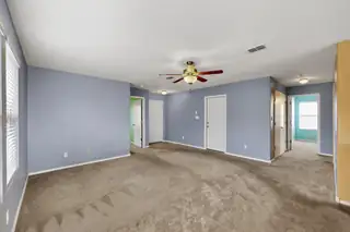 107 OAKWOOD Court SW Living Room