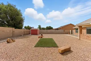 1666 LOS CERRITOS Road NW Backyard