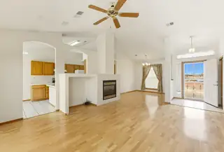 1666 LOS CERRITOS Road NW Living Room