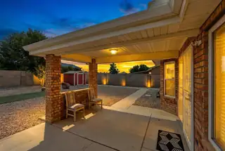 1666 LOS CERRITOS Road NW Patio