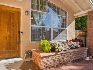 5915 GRAN QUIVIRA Road NW 