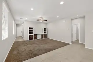 4860 BLACKBURN Road NE Living Room