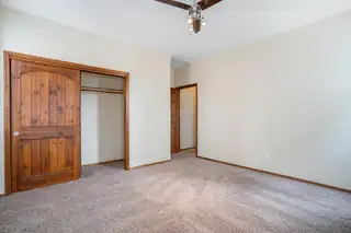 512 Alcalde Place SW Bedroom