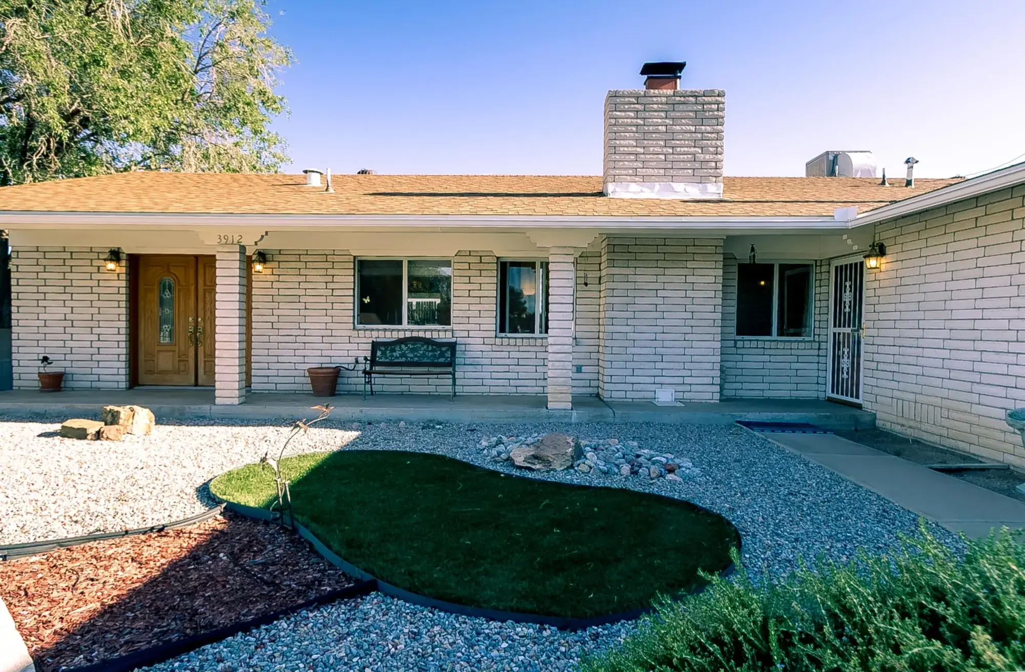 3912 Denise Court NE