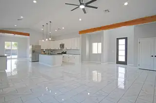 6981 ISLETA Boulevard SW Kitchen