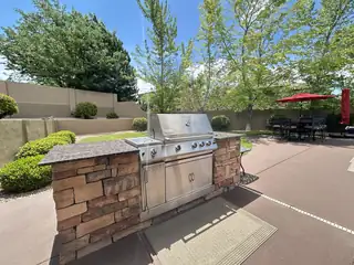 8614 ROYAL GLO Drive NE Patio